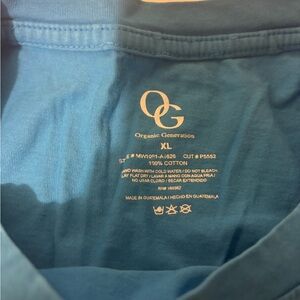 blue California crop top